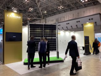 Luxor Solar株式会社 E10-19